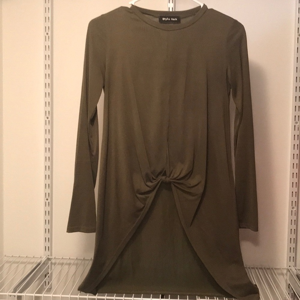 Women’s small army green high low top